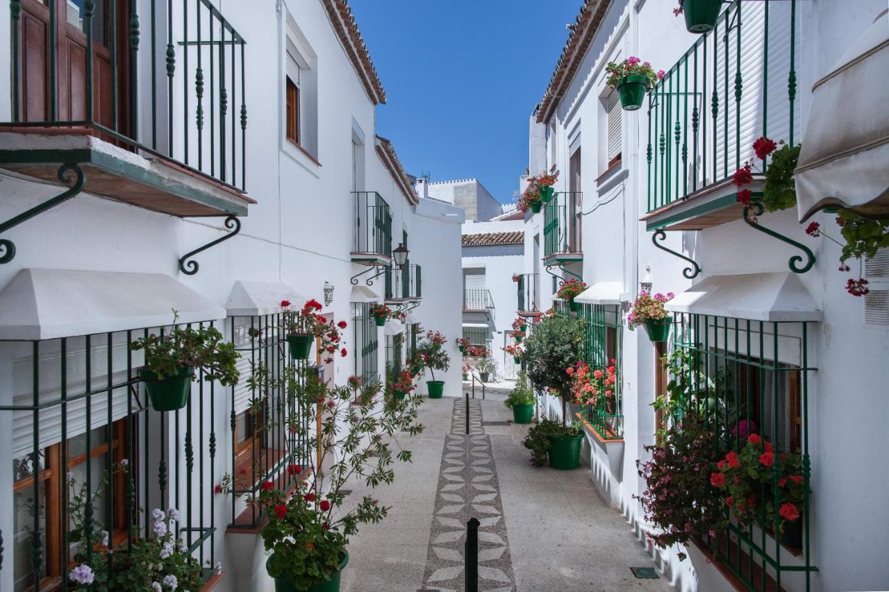 Marina Bay Playa Del Cristo Appartement Estepona Buitenkant foto